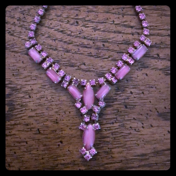 Jewelry - Vintage Rhinestone Necklace